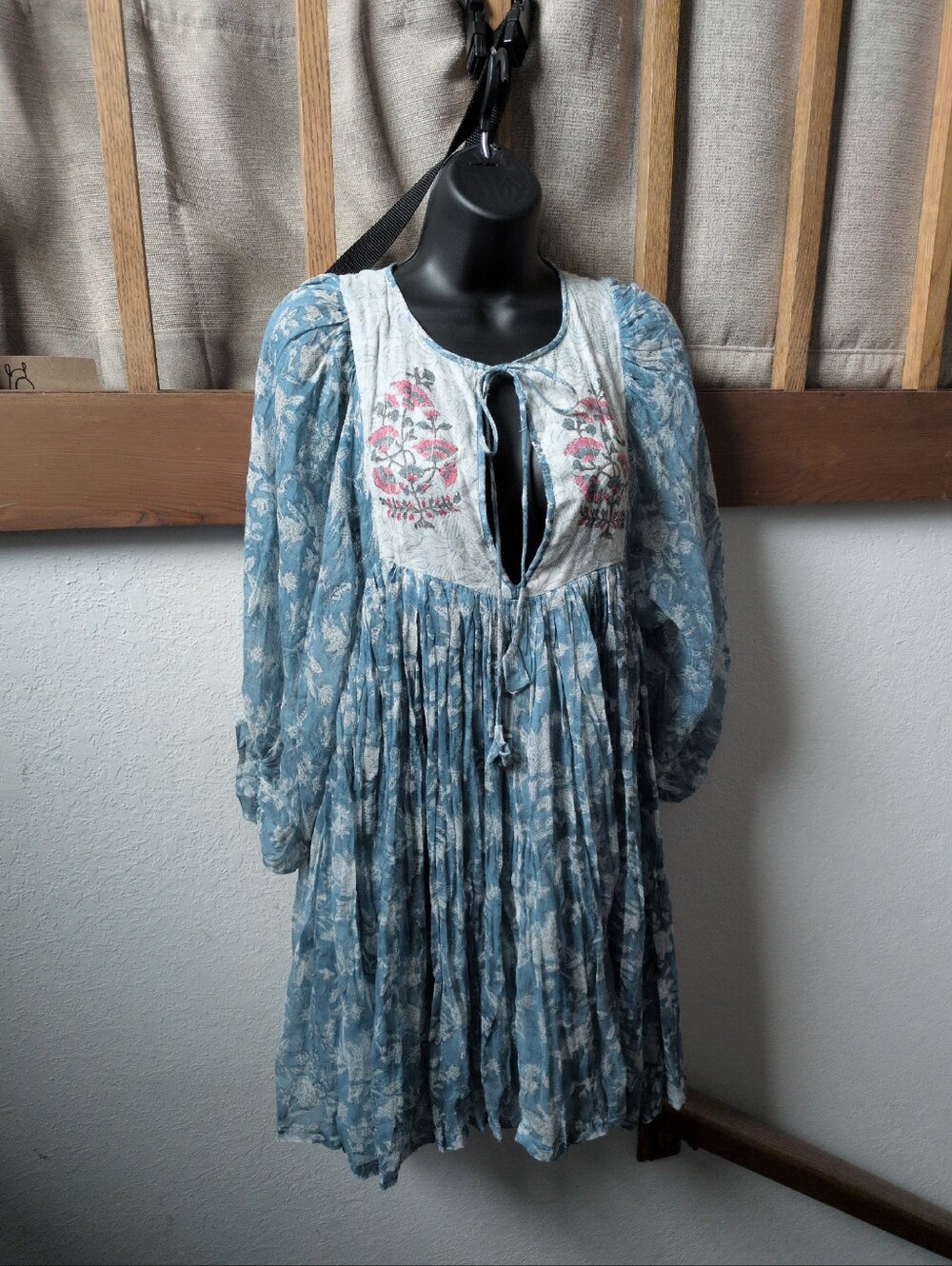 ✨Jaya Mini Dress in Juniper by the slow-fashion brand Daughters of India size XS - Picture 3 of 9